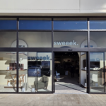 Fachada del nuevo local de Sweek en el Parque Comercial Osito Park, L’Eliana (Valencia)